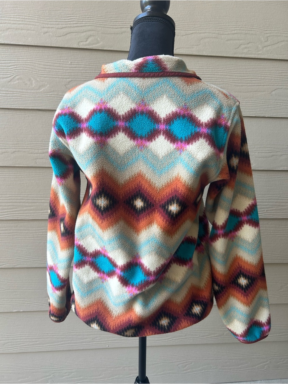 Patagonia Multi-color Geometric quarter button fleece pullover Women's Size Smal - Picture 4 of 6